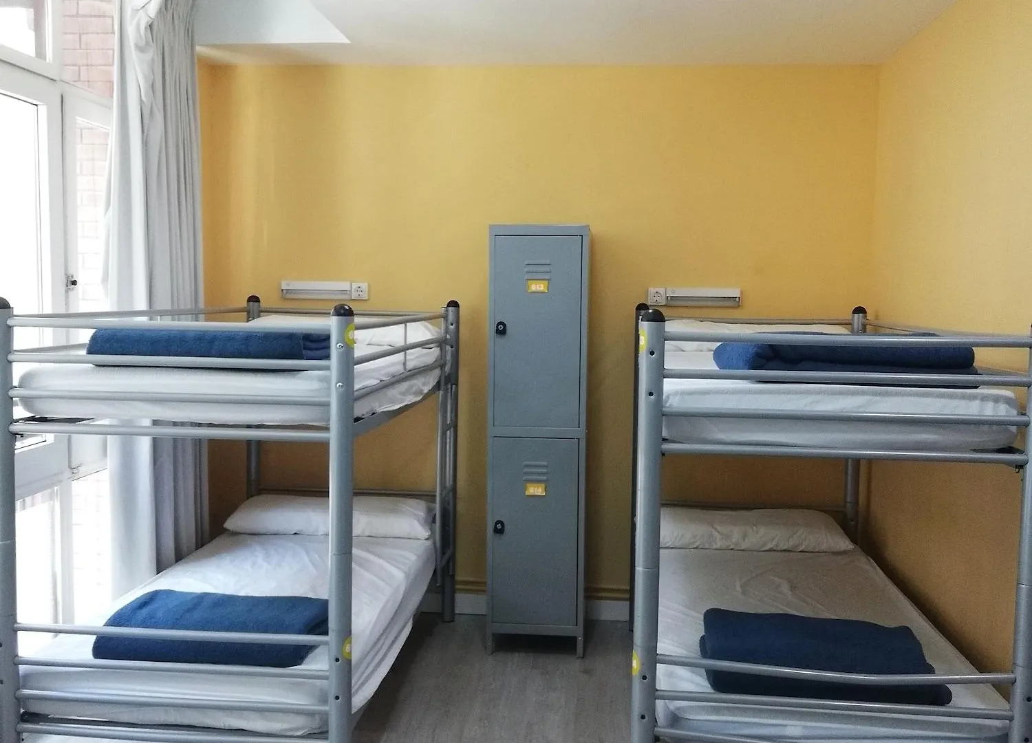 Alberguinn Barcelona Hostel